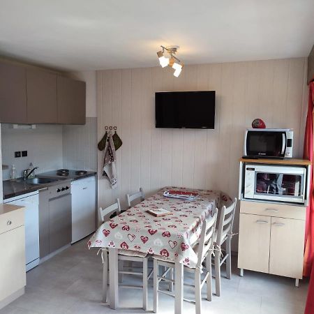 Coquet Studio De 4 Personnes Aux Carroz - Balcon Et Wifi Les Carroz d'Araches Exterior photo