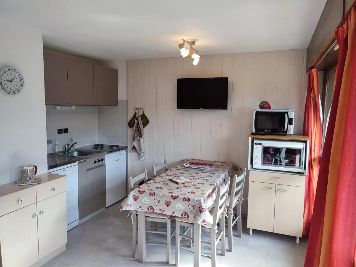 Coquet Studio De 4 Personnes Aux Carroz - Balcon Et Wifi Les Carroz d'Araches Exterior photo